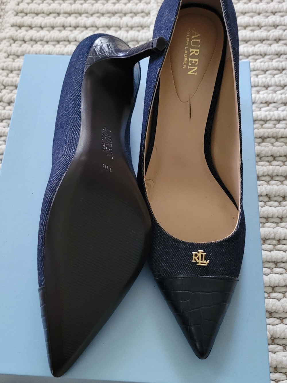 Ralph Lauren Lanette Pumps - Picture 2 of 6